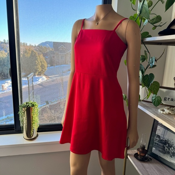 Francesca’s Studio 19 Dress,Silk & Simplicity At Its Best, NWT, Size- Small - Picture 1 of 10